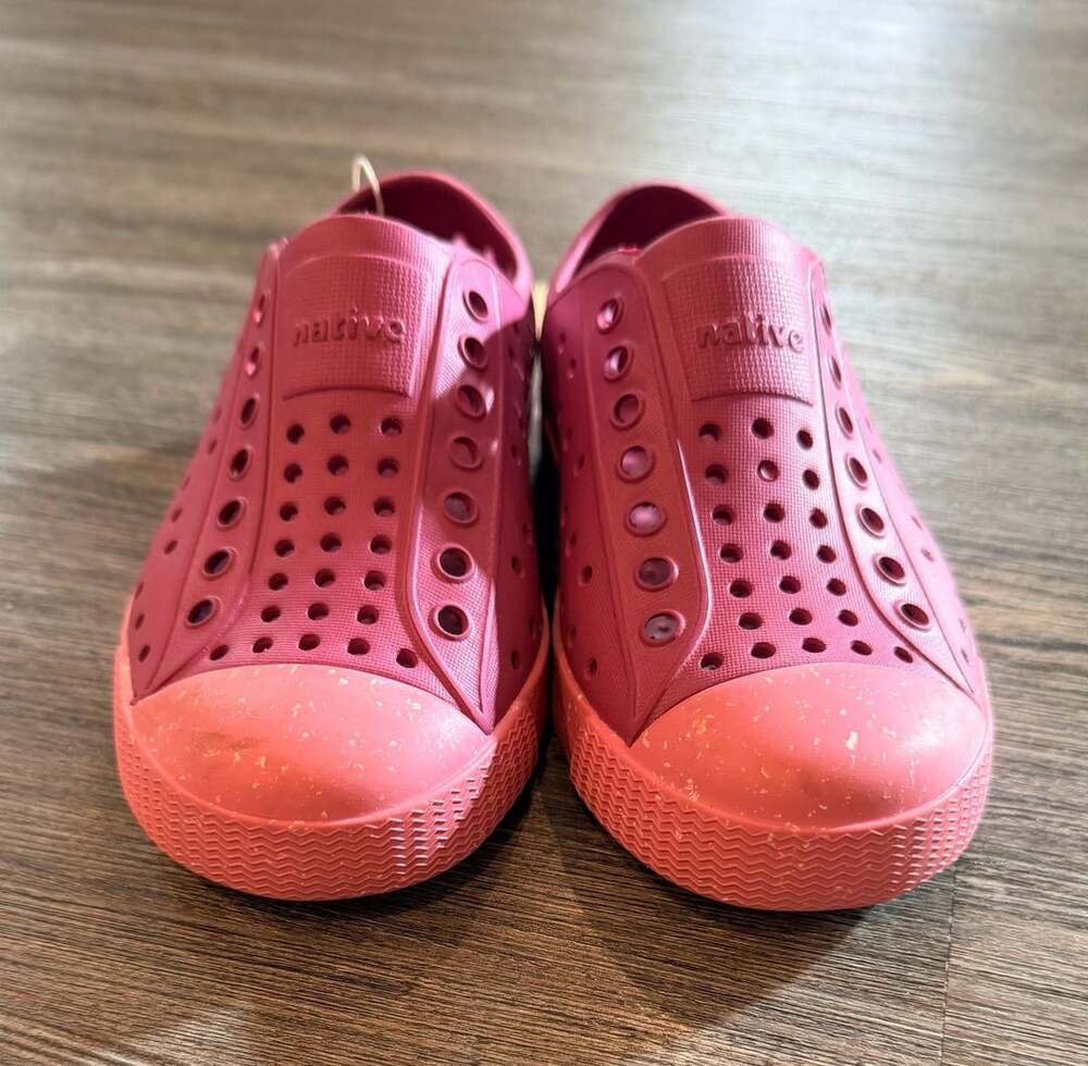 Native Jefferson Bloom Size C10 Mystic Pink Smoke Pink Shell Speckles